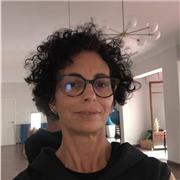Profesora de yoga y pilates en español y francés